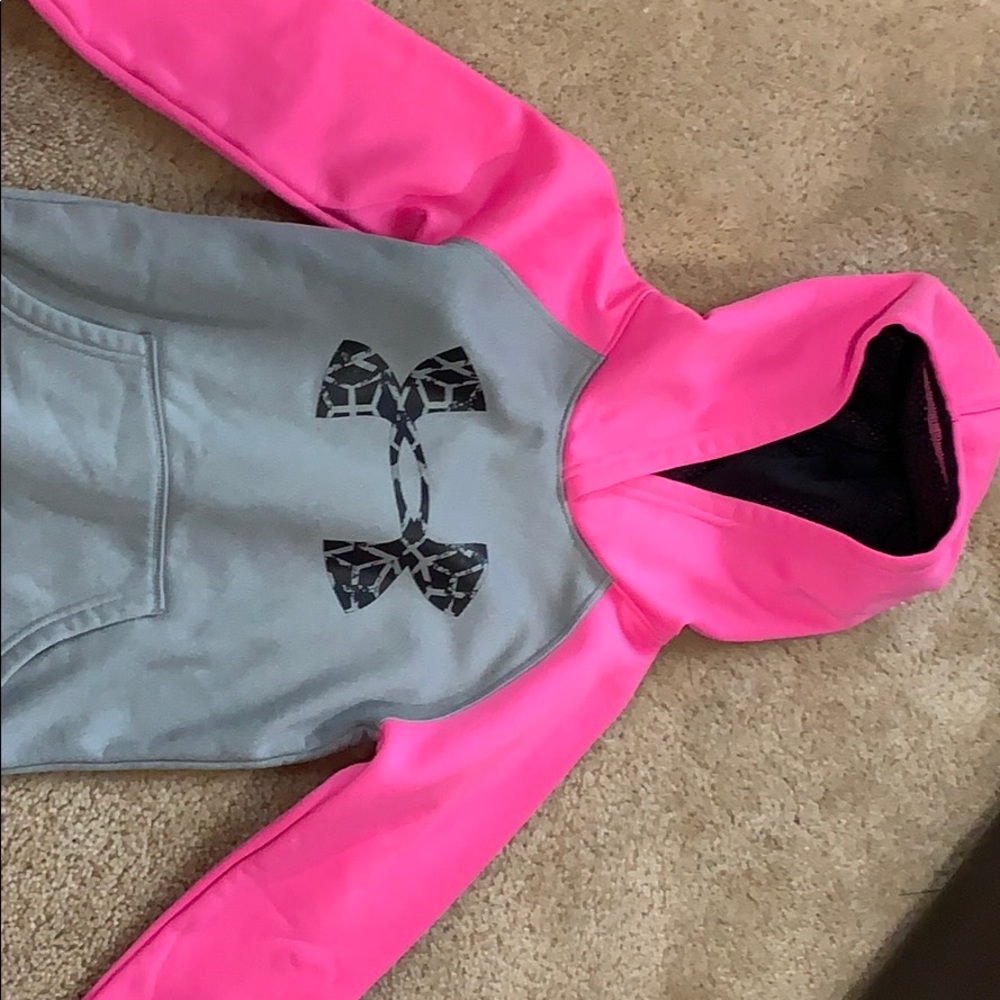 Under Armour Sweatshirt